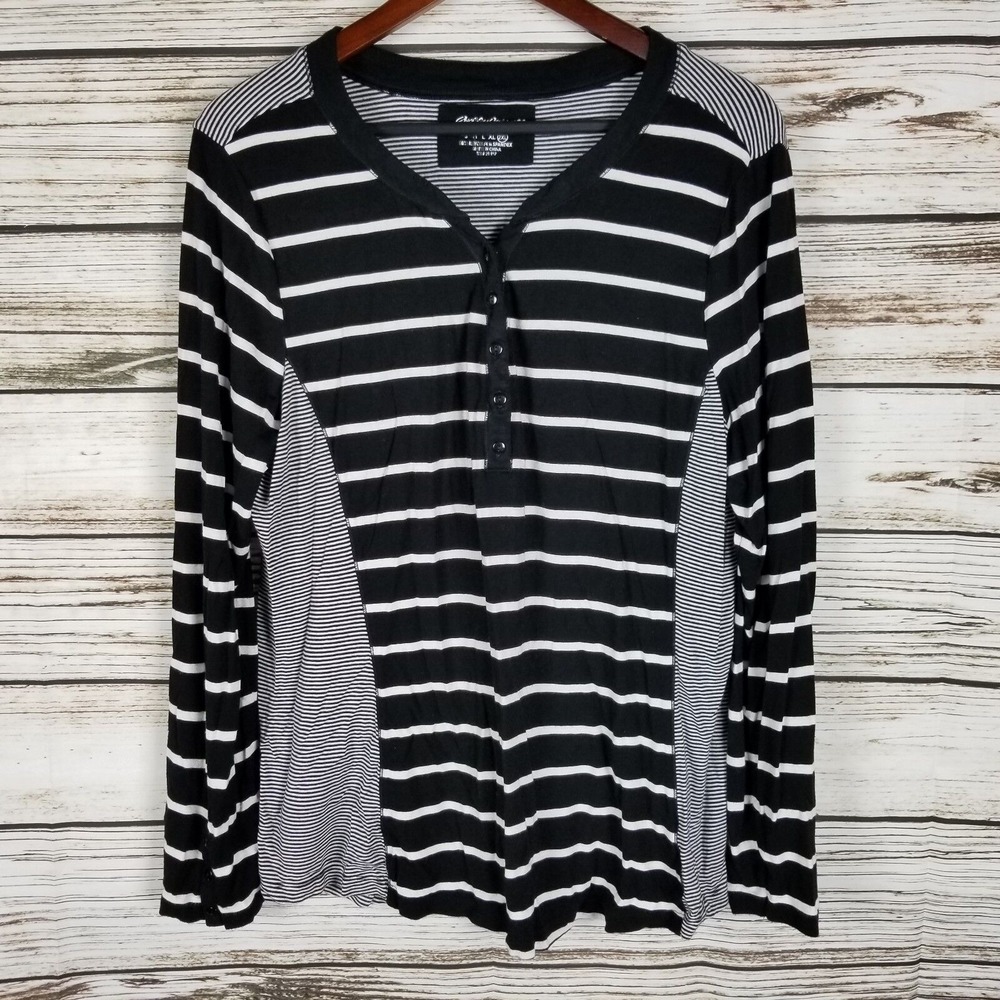 Green Source Womens‎ Top Size 2xl Back and White Striped Long Sleeve 1/2 Button